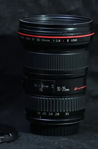 Objetiva Canon 16-35 2.8