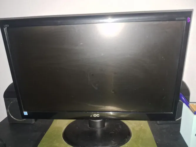 Monitor aoc led 20"