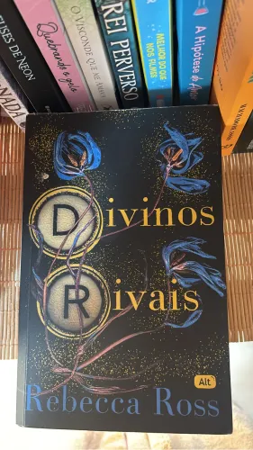 Livro romance divinos rivais