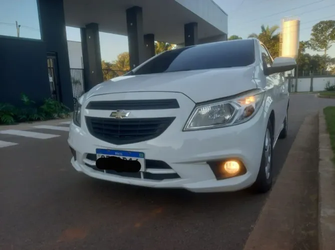 Chevrolet Onix JOY Hatch 1.0 8V Flex Mec. 4P 2018