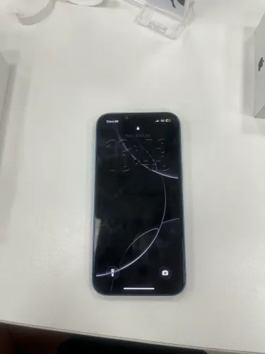 iPhone 13 256g