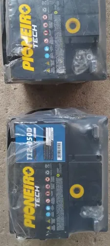 Vende-se bateria 12 volts para carro ou som automotivo