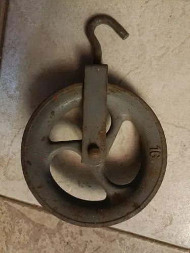 Carretilhas 2 em ferro novas