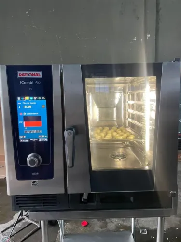 Forno Rational iCombi Pro - 6 GN 1/1 - 380 v (com trafic para 220V trifásico) 