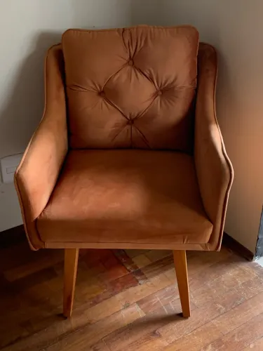 Poltrona decor celta veludo com design elegante e confortável