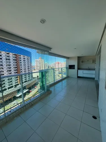 Farol da Ilha | 142m² | 3 Suítes | Andar Alto | Varanda Gourmet | Condomínio Clube