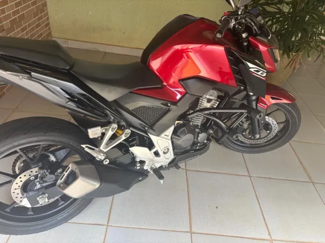 Honda CB 300F Twister - ABS