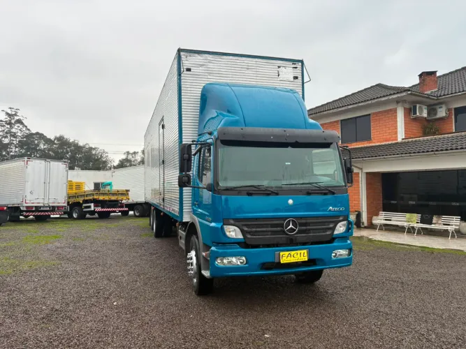 Atego2425