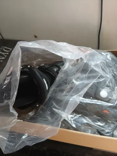 vendo esse patins na caixa novo modelo dinâmico tamanho 38/39
