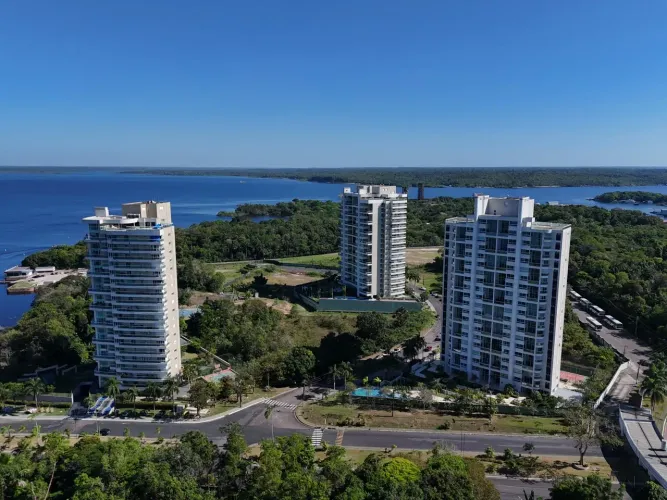 Apartamento Riviera Ponta Negra 222m² 3 suítes 3 vagas de garagem Andar Alto Locação!