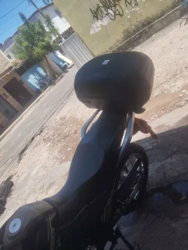 Vendo crosser com 38 km nova 14mil