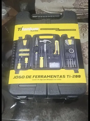 Kit de ferramentas 200 peças com maleta