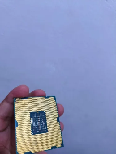1x pente memória ram ddr3 16gb 1660mhz, processador xeon 2650 v2