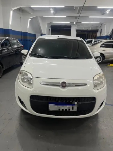 Fiat Palio Attractive 1.0 EVO Fire Flex 8V 5P 2014