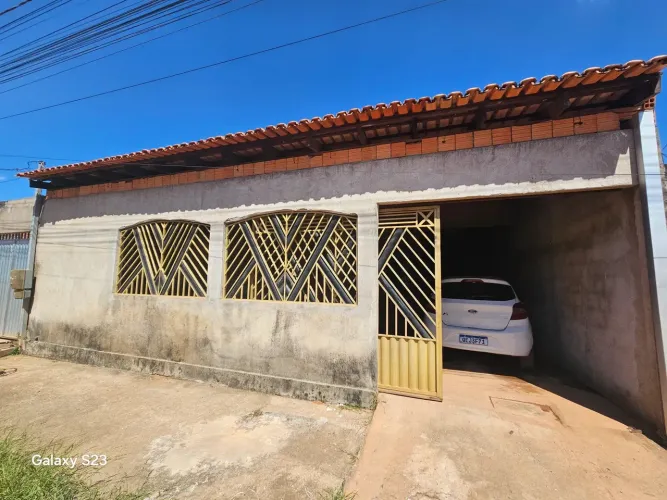 Casa à Venda  Bairro Vila (ao lado do Bairro dos Minérios)  Ref. C3947