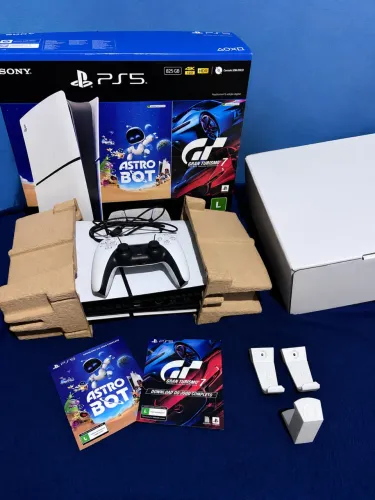 PS5 Novo (usado apenas 3 vezes)