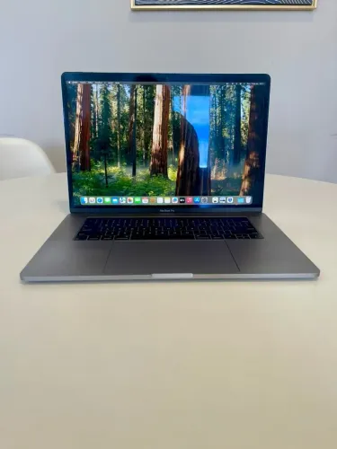 MACBOOK PRO 15? 2019 ? INTEL CORE i7 | BATERIA NOVA | GARANTIA DE 3 MESES