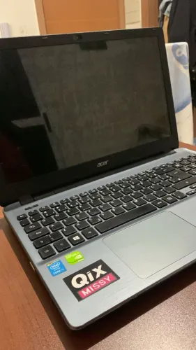 Notebook Acer Aspire E15 - i7 | 8GB RAM | SSD | GeForce Dedicada | Windows 11