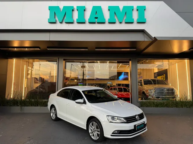 Volkswagen Jetta Highline 2.0 TSI 16V 4P Tiptronic 2016