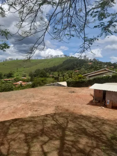 Terreno em condomínio alto padrão - Três Lagos - Piracaia