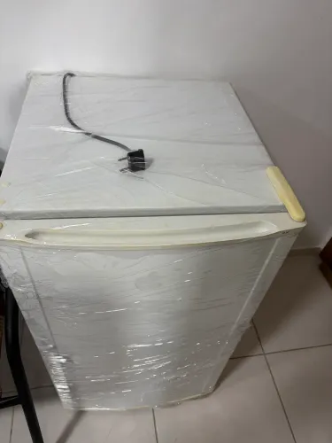 Frigobar Electrolux RE 120