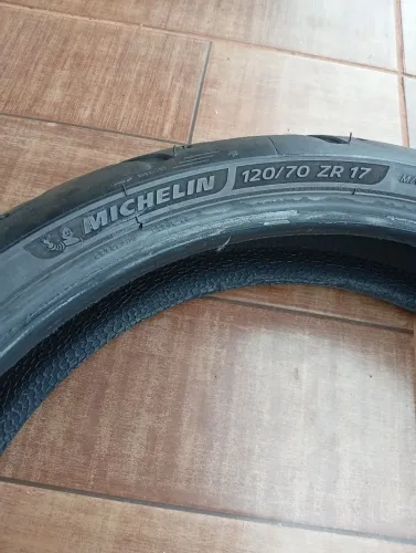 Peneu meia vida Michelin