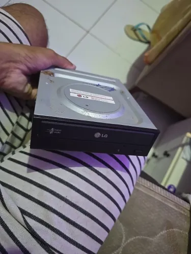 Gravador e Leitor de CD/DVD LG SATA - PC