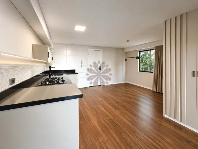 Apartamento mobiliado com sacada e vista para área verde no Campo Comprido para locação