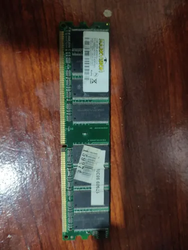 Memória 1 GB ddr1 400 mhz