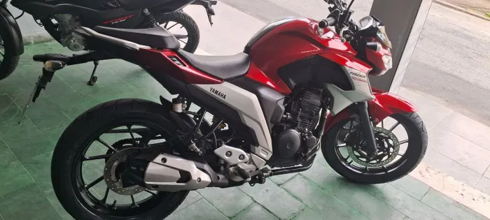Yamaha FZ 25 Fazer ABS 2021- ipva 2026 pago