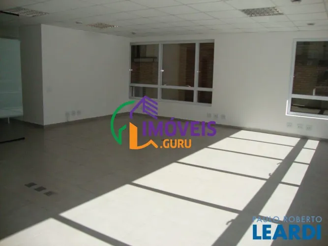 CONJ. COMERCIAL - PINHEIROS - SP