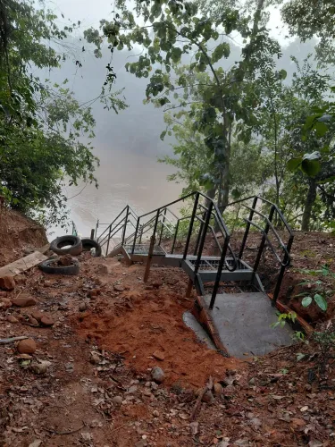Terreno no condomínio ipe florido 70 km de campo grande, localizado ponte do grego