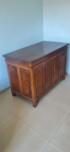 Vendo caixa antiga madeira maciça