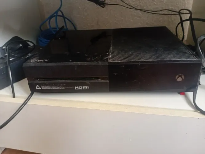 Vendo ou troco por xbox series s mais volta