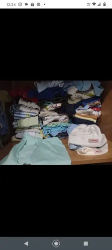 Vendo lote de roupa usada para bebê recém-nascido até 9 meses