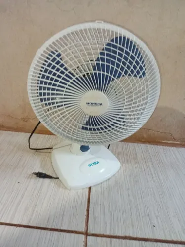 Vendo esse ventilador mondial tamanho 30