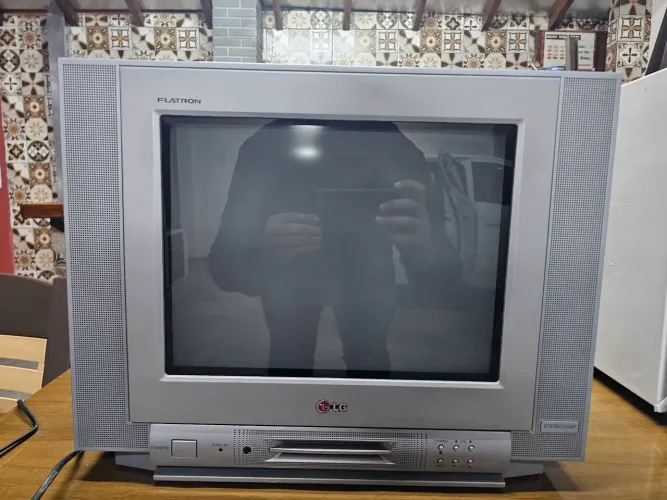 TV LG Flatron (TV de Tubo) 21 Polegadas