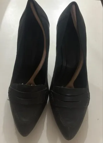 Sapato Arezzo de Couro