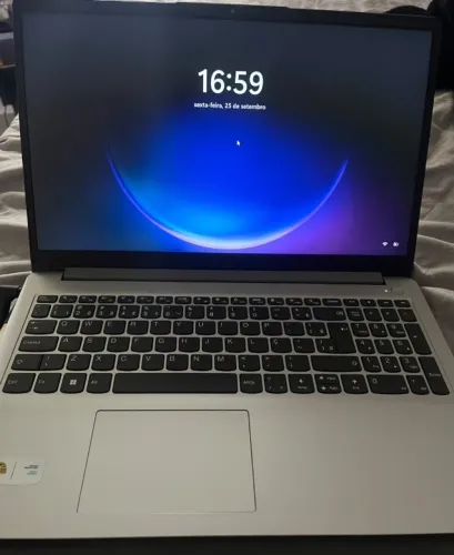 Notebook 12ª Gen Intel Core i3-1215U | SSD 256GB NVMe | Tela FHD | Impecável