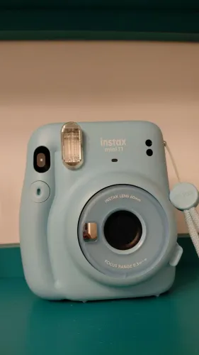 Câmera Instax mini 11