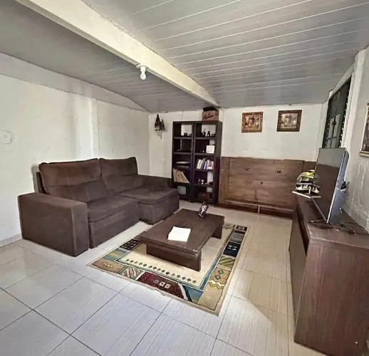 CASA A VENDA NO BARREIRO