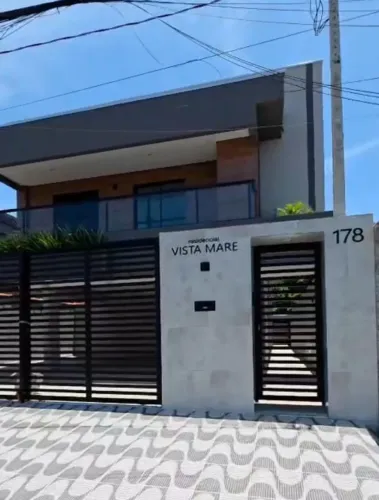 OPORTUNIDADE! CASAS NOVAS DE CONDOMINIO JARDIM PRINCESA PG 1 e 2 DORMI. PRONTAS PARA MORAR
