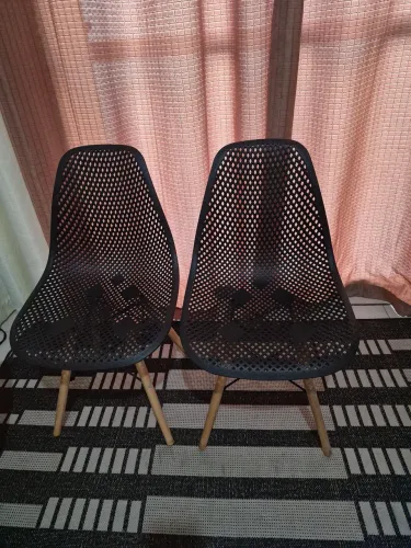 Duas cadeiras Eames