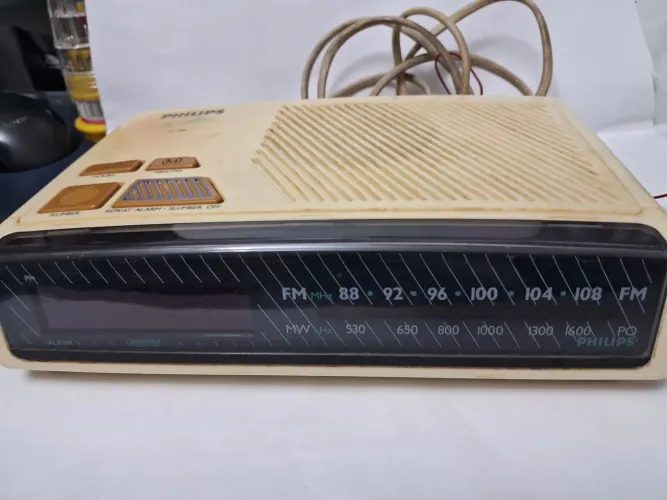 Radio Relógio Philips Aj-3180