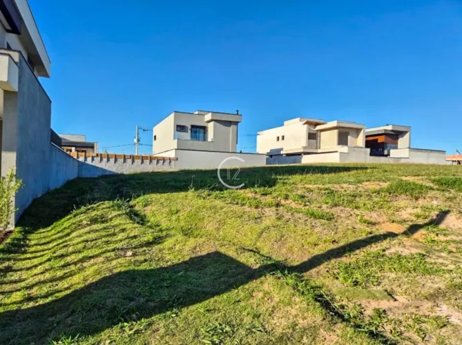 Terreno à venda, 330 m² por R$ 739.000,00 - Terras Alpha Urbanova - São José dos Campos/SP