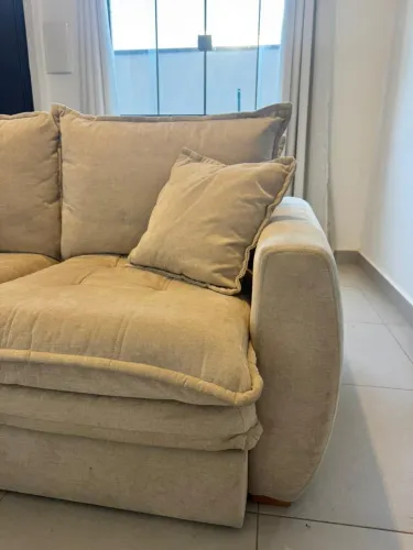 Sofá novo 2 lugares (2,10m) usado por 2 meses