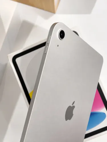 iPad 10ª Geração 64GB Prata ? Impecável + Caixa e Carregador