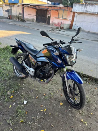 Único dono,troco por lander,máximo que dou de volta e R$5.000