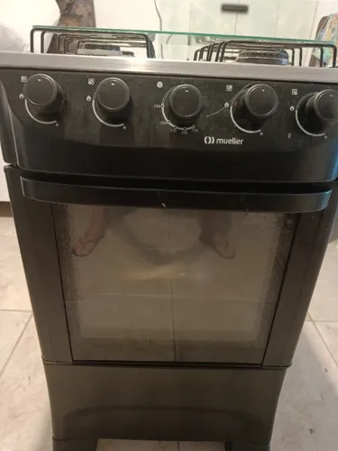 Vendo Fogão a gás muller 4 bocas seminovo