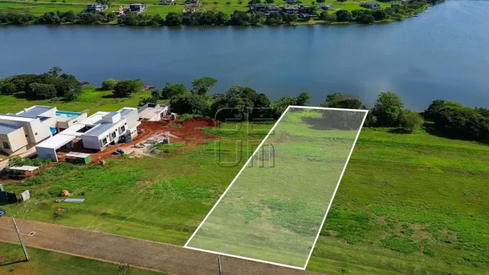 Excelente lote molhado no Condomínio Ecovillas do Lago